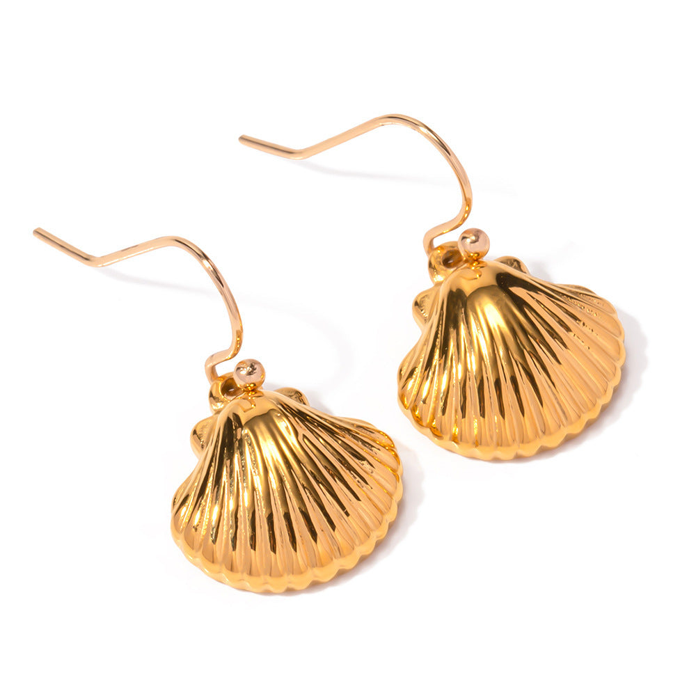 Breeze Gold Seashell Earrings