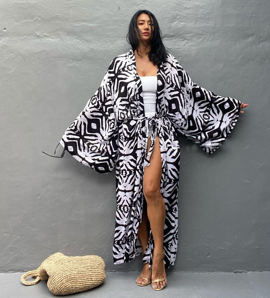 Vida Black & White Resort Kaftan