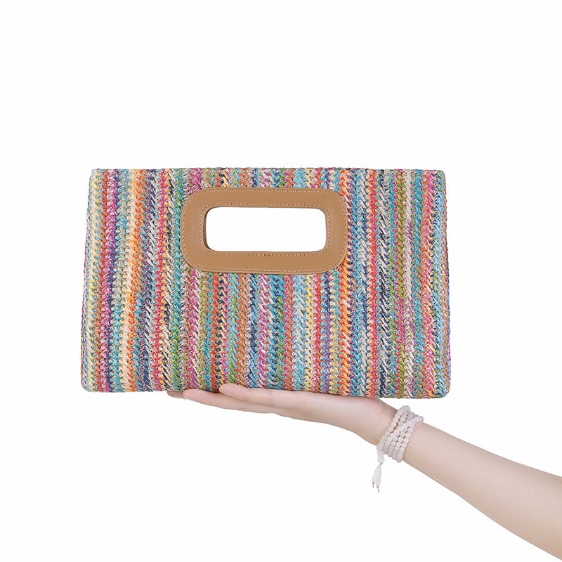 Lilly Straw Clutch Detachable Chain